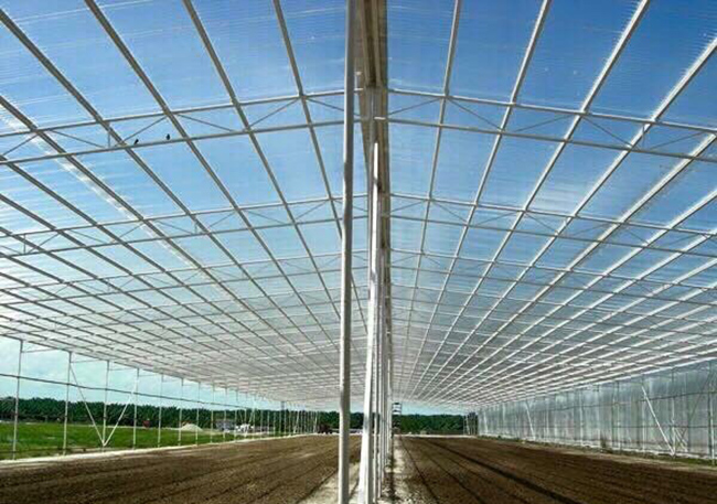 vat lieu lam nha kinh trong lan xu hương moi